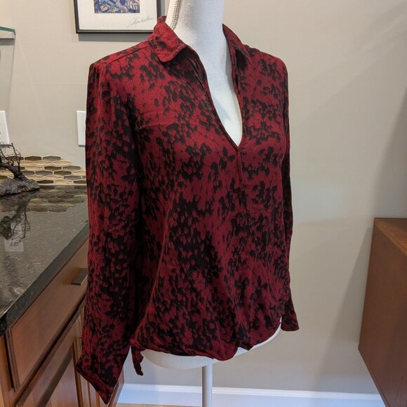 Rock & Republic Red Black Print Blouse | M | Faux Wrap Hi-Lo Long Sleeve Top - Picture 3 of 5
